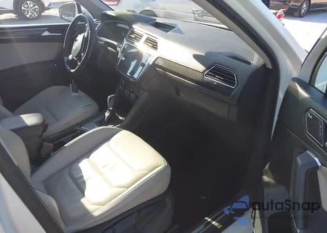 2018 Volkswagen Tiguan 2.0T Sel Premium z USA, uszkodzony, nr VIN 3VV5B7AX5JM218911